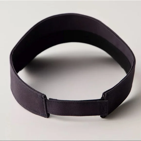 Free People Movement Tee Time Visor NWT Navy - Picture 2 of 7